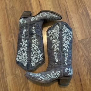 Corral Western Snip Toe Boots